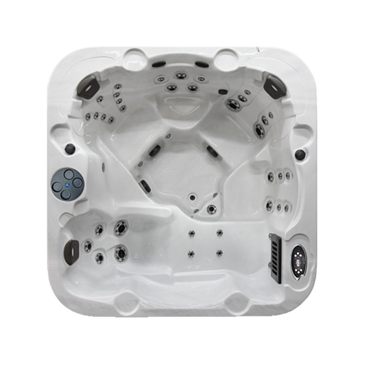 THE PRINCESS Regency Collection Hot Tub
